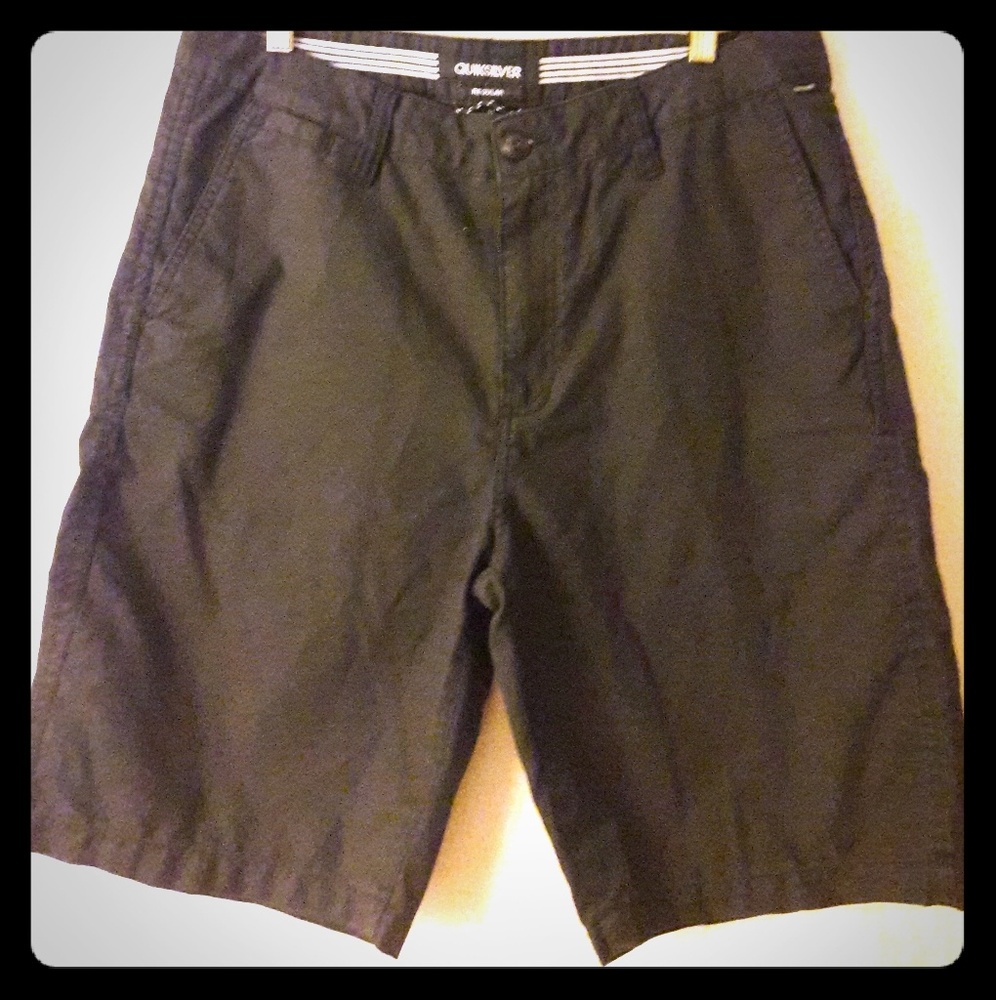 QUIKSILVER Black Shorts